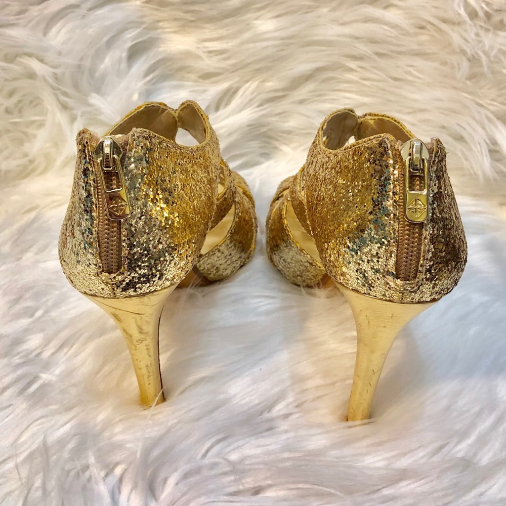 **❣️SOLD❣️**Antonio Melani Heels Gold “Sparkles” - Picture 7 of 8